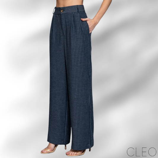 Pantalón azul de rayas