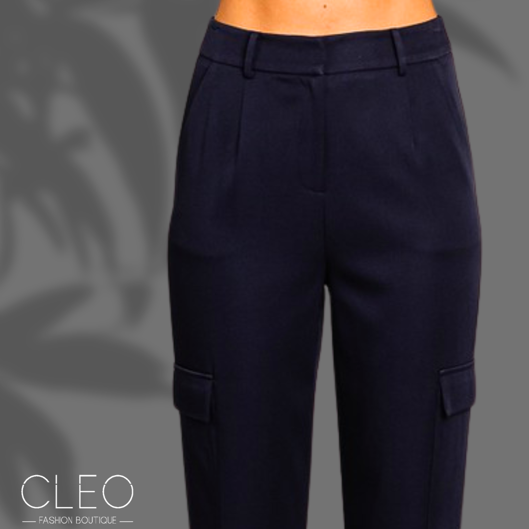 Pantalón azul navy